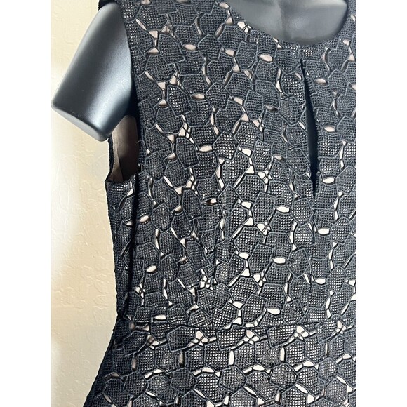 Diane von Furstenberg Black Delian Pebble Lace Peplum Dress Size 10 Part time - Picture 7 of 14